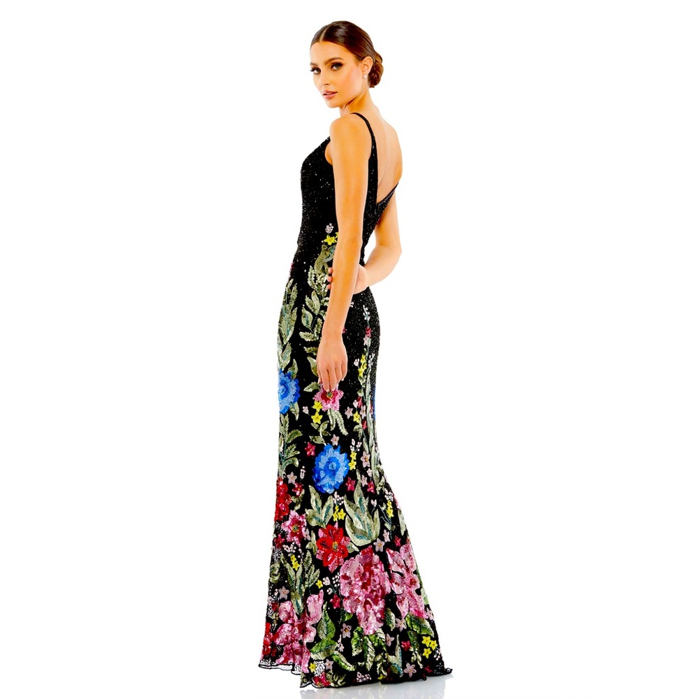 NWT - MAC DUGGAL FLORAL EMBELLISHED SPAGHETTI STRAP GOWN - SIZE 14
